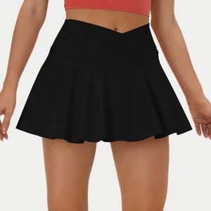 Halara tennis skirt